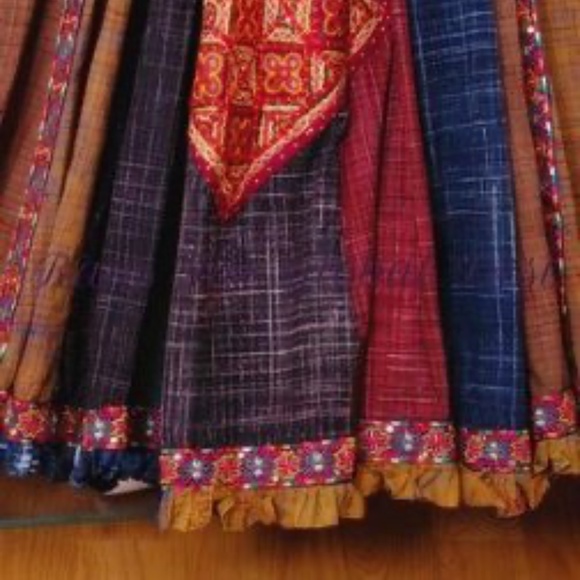 Indian dress - Lehengha set - Picture 6 of 8